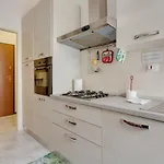 Apartman Guesthost - Polytechnic Lovely And Cosy Flat *
