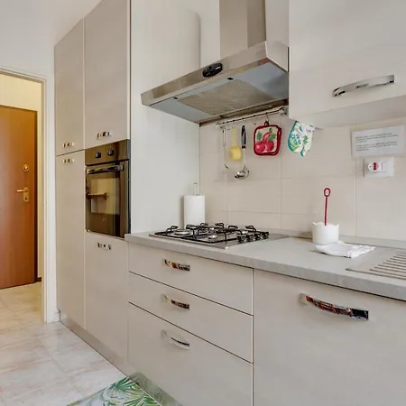 Appartement Guesthost - Polytechnic Lovely And Cosy Flat *